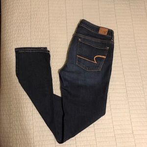 Dark wash skinny jeans